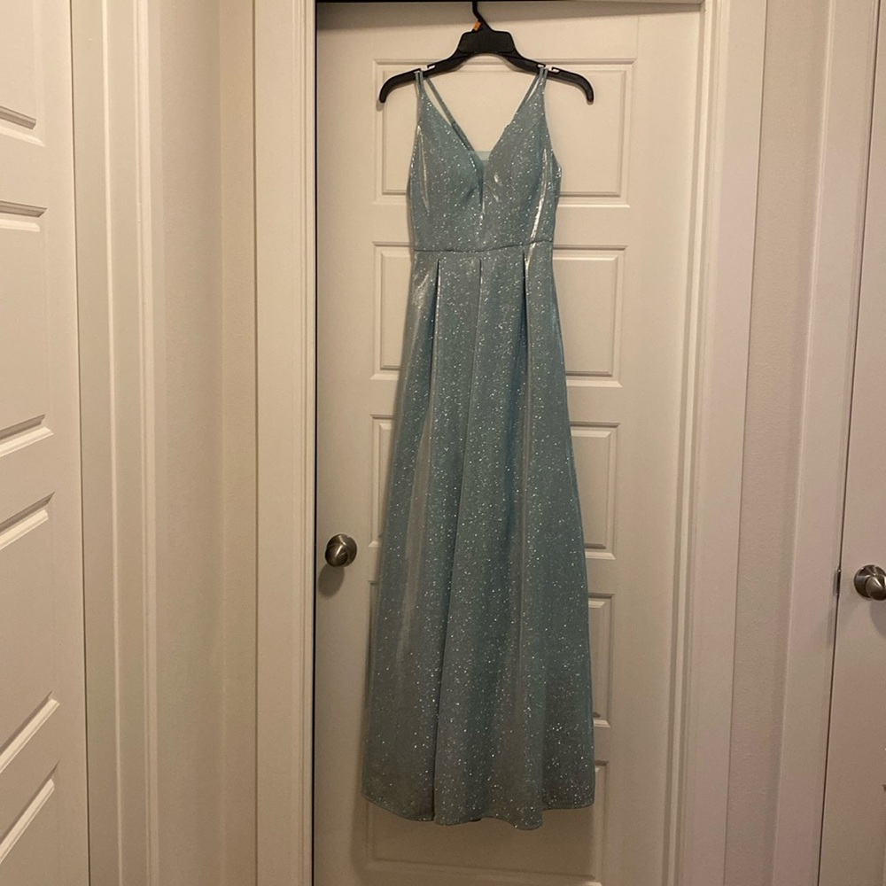 Super cute and sparkly light blue prom dress! Worn once, no stains or rips!